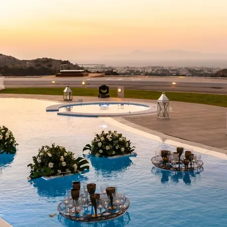 Crown Royal Luxury Estates Villa Tsairi