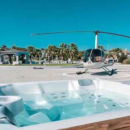 Crown Royal Luxury Estates Villa *