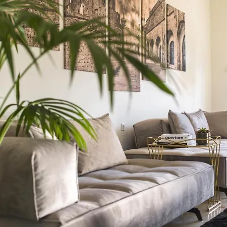Villa Crown Royal Luxury Estates *