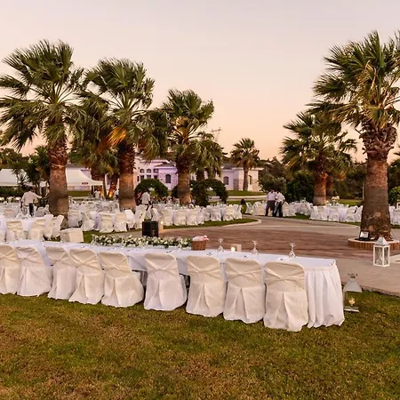 Crown Royal Luxury Estates Tsairi